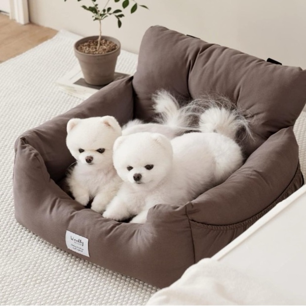 Cozy Brown Car Seat by Roomnhome, NIB